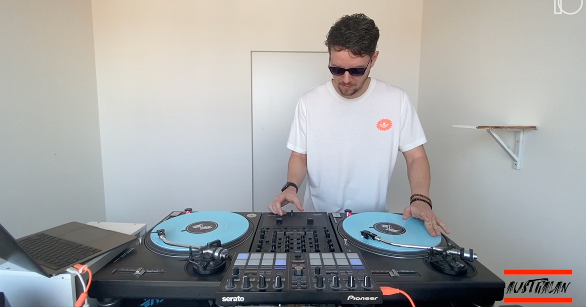 DJ AUSTRALAN Performs Routine With Hip-Hop Samples